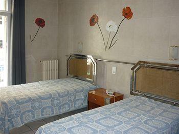 Hotel Simone Centre 4*